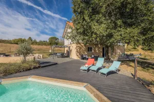 Image of Les Oies de Julia, renovated home in the Dordogne with private pool and terraces