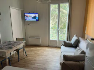Image of Appartement cosy à Néris-les-Bains, 20 m², balcon avec vue