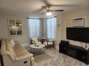 Image of Keys stilt cottage lower unit
