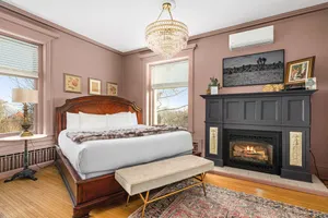 Image of Selina Louise Suite Jacuzzi & Fireplace