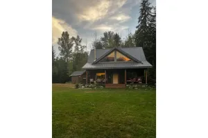 Image of Ashford cabin,Mt. Rainier view. Private river access, 17 acres, 5 mi to MRNP