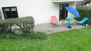 Image of App 4 pers rch quiet, near playground and start ski or snowshoes