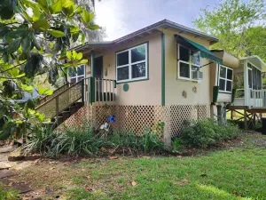 Image of Affordable Old Homosassa!  Close to the action and the boat ramp!