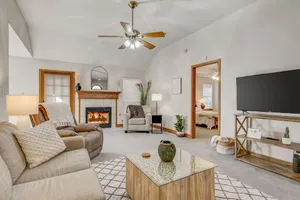 Image of Beautiful Home with Amazing back patio.  3br \/ 2bth - sleeps 8.