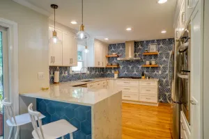 Image of Artistic Getaway Near Nature Trails & Shopping | Pet & Family Friendly