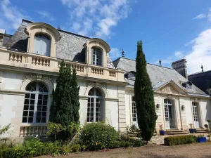 Image of Suite en Rez-de-chaussée Dans Authentique Demeure Tourangelle du 18è Siècle