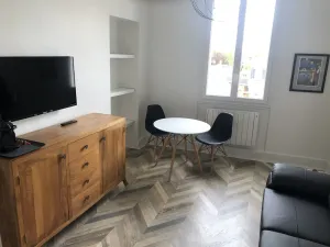 Image of Superb apartment, city center, near park, spa, shops