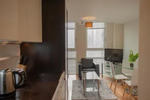 Image of Comfy One Bedroom Apartment in City of London