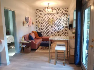 Image of Retro Chic Private Highlands Getaway