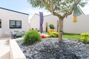 Image of Beautiful holiday home 7 minutes from the beach in Brem sur Mer