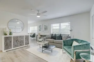 Image of Pool Access ~ Free Parking ~ Smart TV ~ Wifi