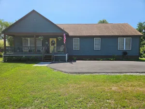 Image of Conveniently located Ranch near Saratoga tracks\/Casino\/SPAC\/Restaurants\/Downtown