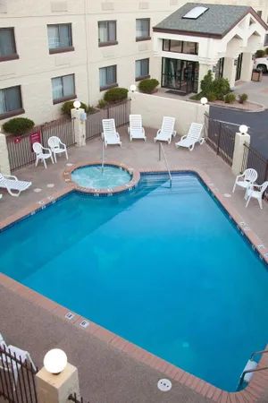 Image of Welcome to Paradise! 2 Relaxing Units with Free Parking! Outdoor Pool, Hot Tub