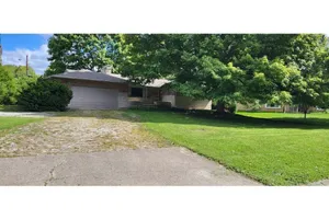 Image of Welcome to Retro House! Take a trip back in time.