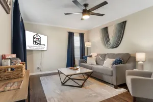 Image of The Sunnyside- Waldo Ranch + Fenced Yard + Parking