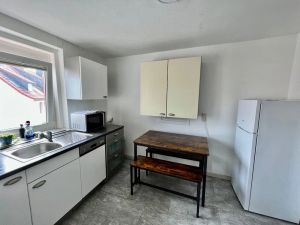 Image of Möblierte 4-zi Fewo am Hildesheimer Hauptbahnhof mit 2 Bädern, Küche