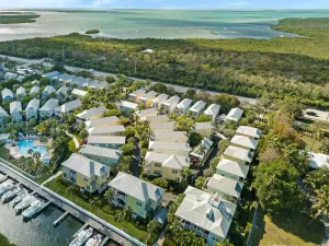Image of 2BR\/2.5BA Angler's Reef Cottage 116 With Private Beach and Pool Access