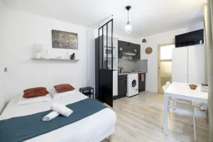 Image of Charming studio city center quiet near train stati