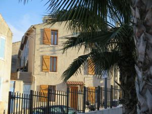 Image of THE CREW HOUSE LA CIOTAT - Maison de pêcheur en triplex 3 chambres et box privatif au dessus du Vieux Port