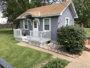 Image of Lavender Cottage: Lindsborg
