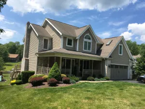 Image of Luxury Lakefront Home:  Private dock & outside entertainment areas in resort.