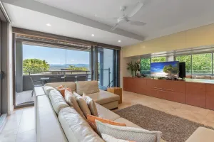 Image of Villa On The Hill Spacious Tropical Panorama