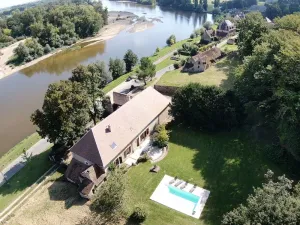 Image of Beautiful 1900 Demeure with swimming pool and enclosed garden, in a charming village