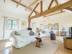 Image of The Cottage at Hale Hill Farm -  a cottage that sleeps 5 guests  in 2 bedrooms