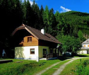 Image of Holiday house Innerkrems for 1 - 7 persons with 3 bedrooms - Holiday house