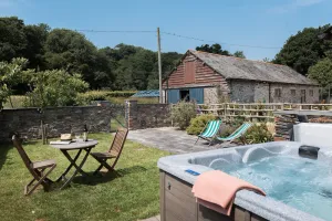 Image of Award winning cosy cottage with private hot tub & log burner