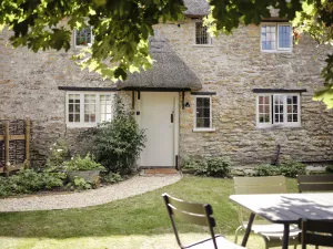 Image of Winter bolt hole: cosy, luxury thatched cottage, modern interior, total R&R!