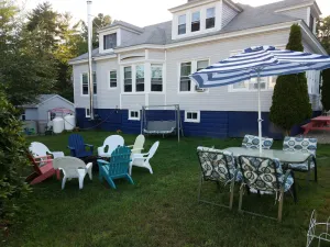 Image of Seabreeze 2nd Flr Apartment, 7-10 min walk to 7 ml beach, sleeps 4 pet friendly