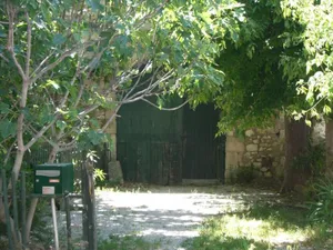 Image of \"On the spot\" House on nice square Provencal