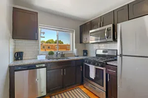 Image of 2BR Modern & Comfy Apt in Rogers Park