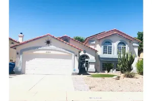 Image of Cheerful 4 bed3 ba home with pool heated