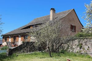 Image of Appartement spacieux avec vue sur les montagnes à Espalion