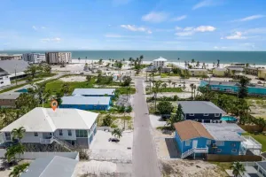 Image of Gorgeous Apartment on Mango St Steps to Beach