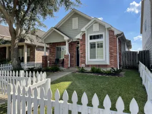 Image of Cute & Comfy Home for Short or Long Stays !