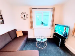 Image of Crystal Suite 2 -free private parking