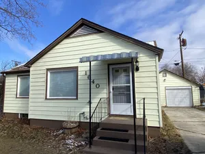 Image of Mid-century Bungalow - Walking distance to The Good Food Store and minutes from Downtown!