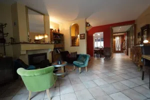 Image of LA MAISON DE JOSEPHA