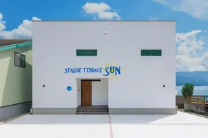 Image of SEASIDE TERRACE SUN