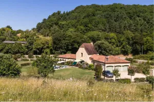 Image of Le Hibou Heureux - Beautiful Villa for 8 With Private Pool and Garden\/Parking
