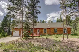 Image of Motherlode - Newer home. Incredible deck views. Garage!