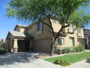 Image of Comfy City Retreat 3BR & 2.5BA