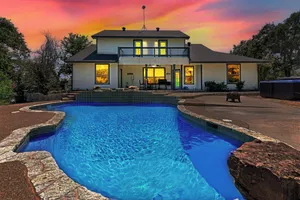 Image of Heated Pool, Hot tub, 17 beds, Pickleball, 2 Game Rooms, Arcades