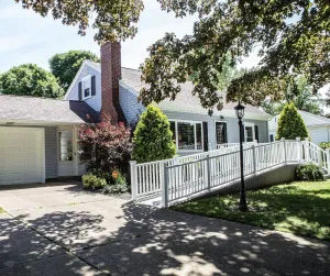 Image of Designer Home in the Middle of Wine Country is BACK!