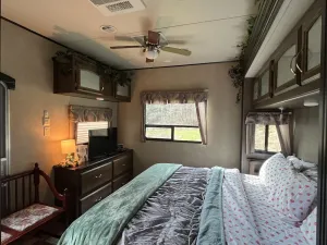 Image of Hocking Hills Luxury Retreat at Pine Creek Villas: Live Oak Villa
