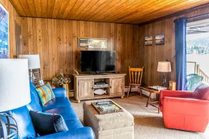 Image of Lakefront condo near ski resort with pool, hot tub & nearby beach