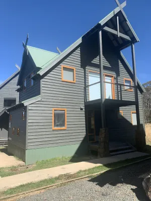 Image of Altitude 1570 - Chalet